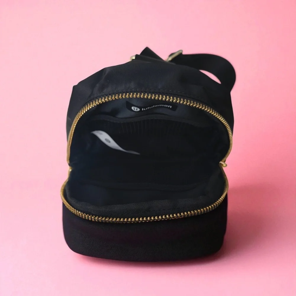 lululemon athletica Black Crossbody Bag - Picture 3 of 6
